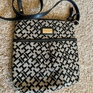 Tommy Hilfiger crossbody Black and White Patterned Women's Bag